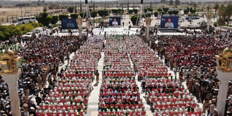 صنعاء تقيم فعالية العرس الجماعي الكبير (صور)